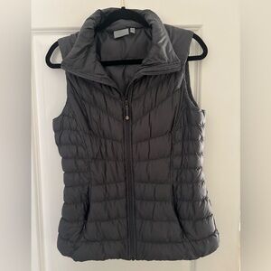 Athleta Downalicious Puffer Vest